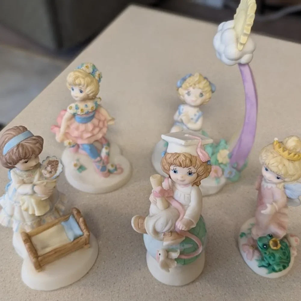 Sweet Dreams Vintage figurines Set of 5 Ballerina, Mother, Graduate, Princess